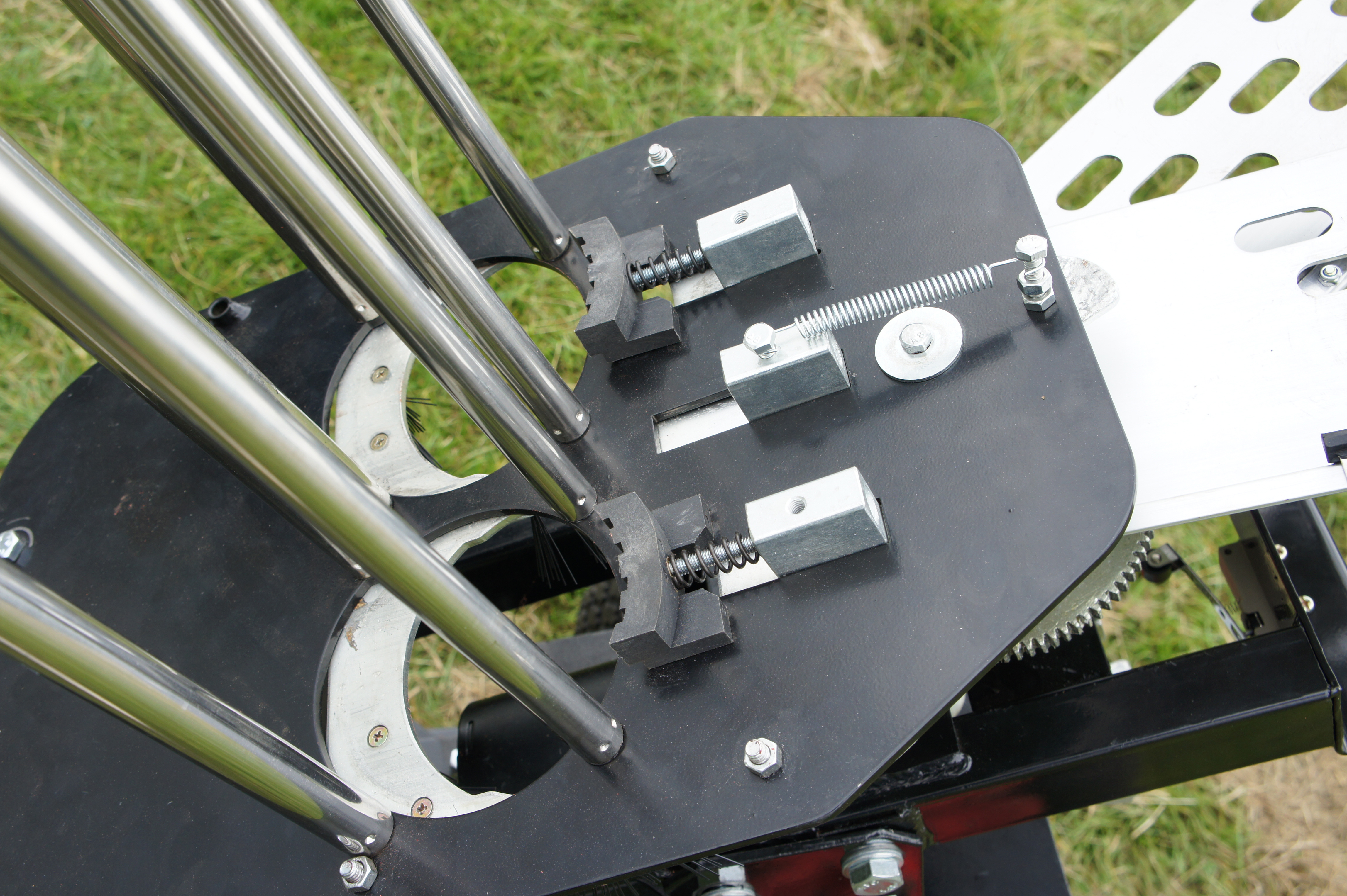 58 Target Double arm auto, clay pigeon trap - Clay pigeon traps, Gun ...